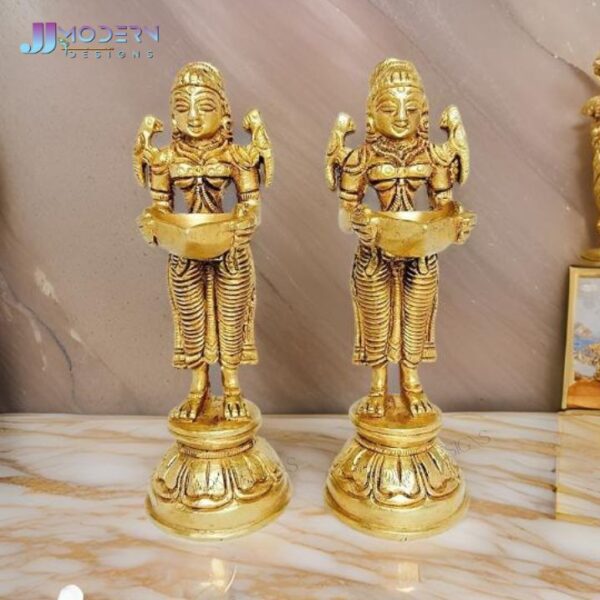 pavai-vilakku-b-600x600